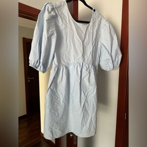 Aritzia / Sunday Best / size M